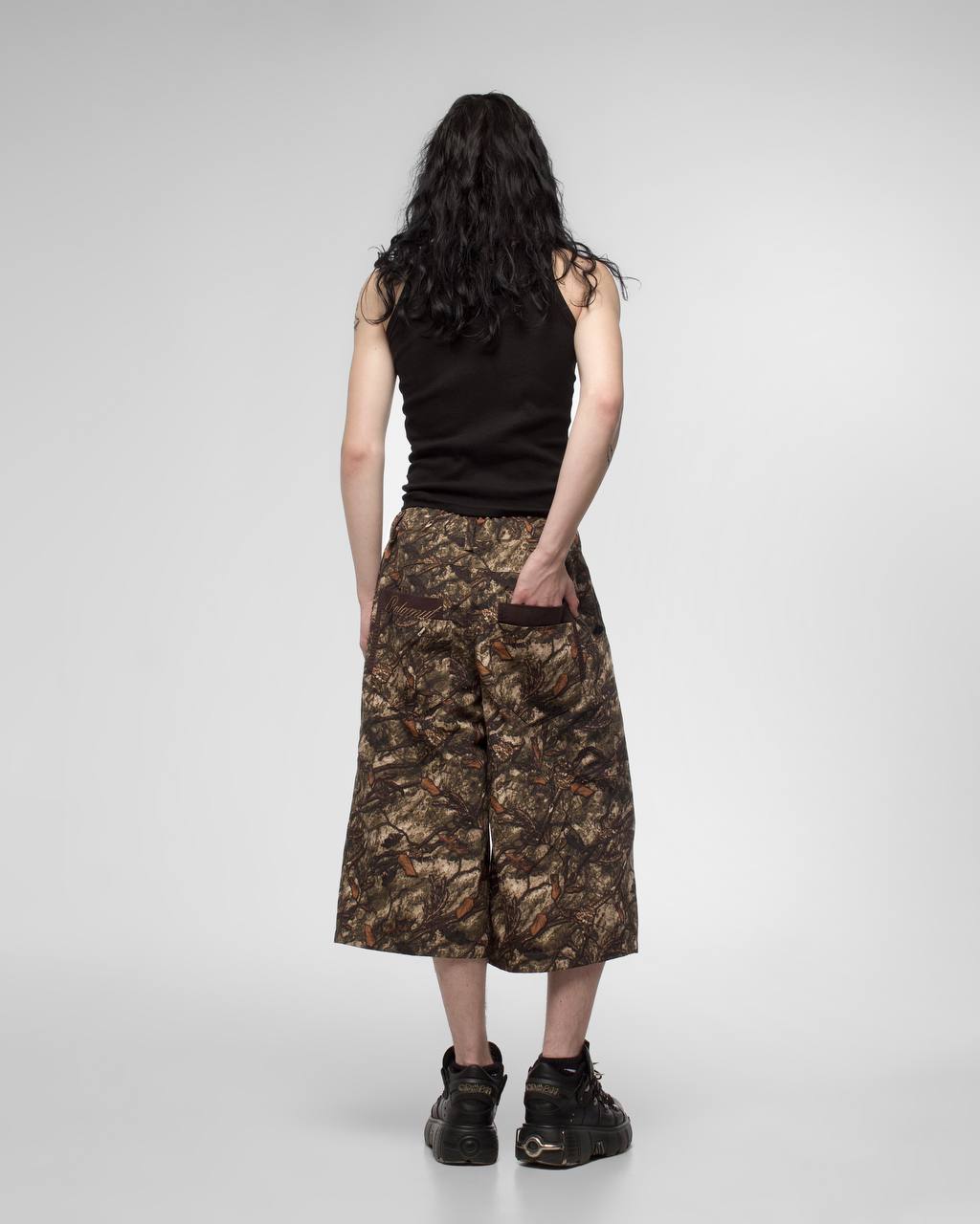 Шорты KNOCK ON WOOD